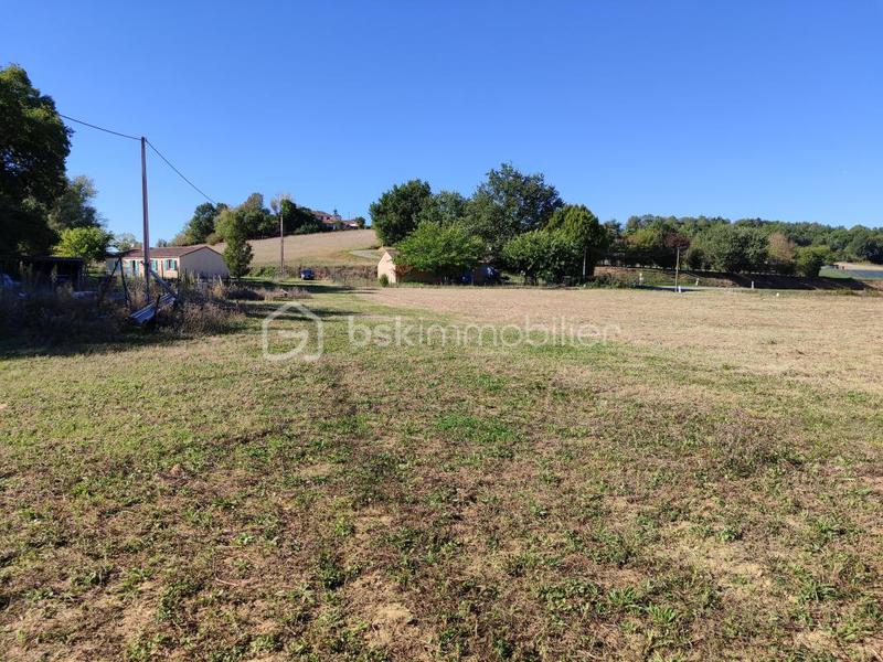 Terrain - 8 000 m²