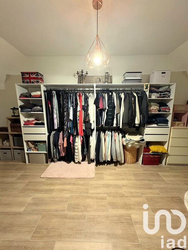 Maison - 268 m² - 8 pièces