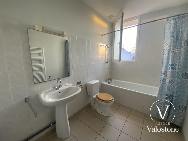 Appartement - 100 m² - 4 pièces