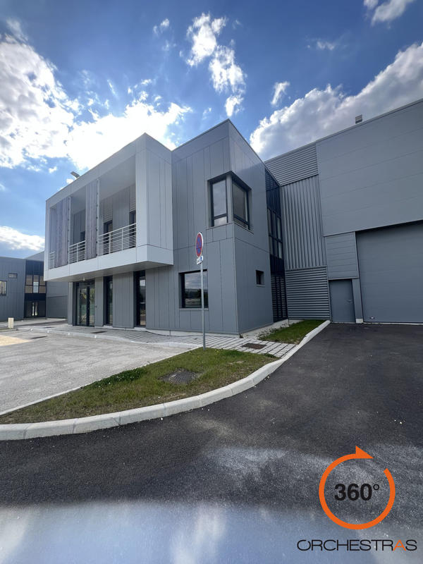 Local d'activités - 786 m²