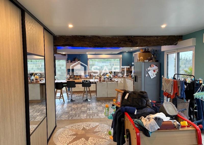 Villa - 240 m² - 9 pièces