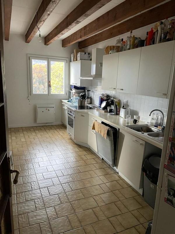Appartement - 181 m² - 6 pièces