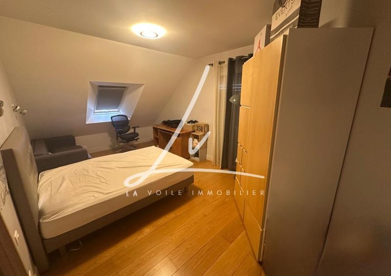 Maison contemporaine - 206 m² - 8 pièces