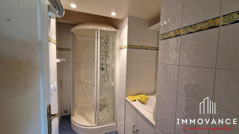 Maison - 176 m² - 7 pièces