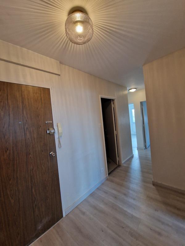 Appartement - 75 m² - 4 pièces