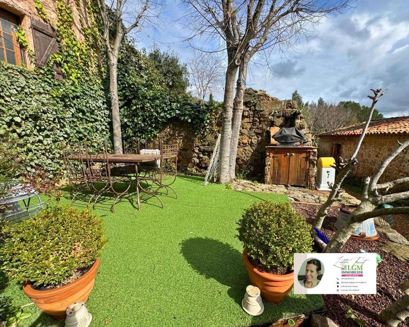 Maison - 140 m² - 5 pièces