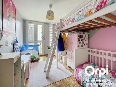 Appartement - 72 m² - 3 pièces