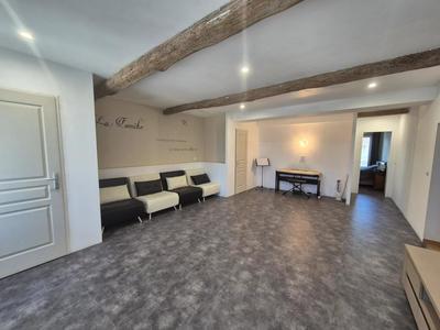 Maison de village - 290 m² - 7 pièces