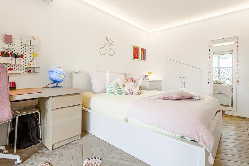 Duplex - 134 m² - 5 pièces