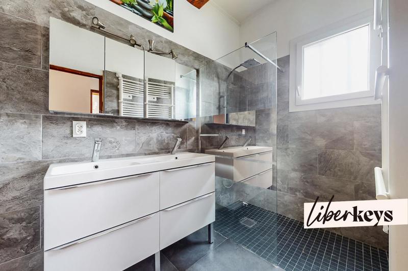 Maison - 118 m² - 6 pièces