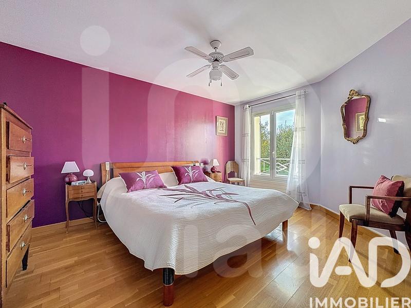 Maison - 211 m² - 7 pièces