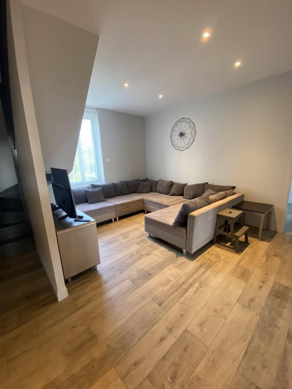 Appartement - 150 m² - 8 pièces