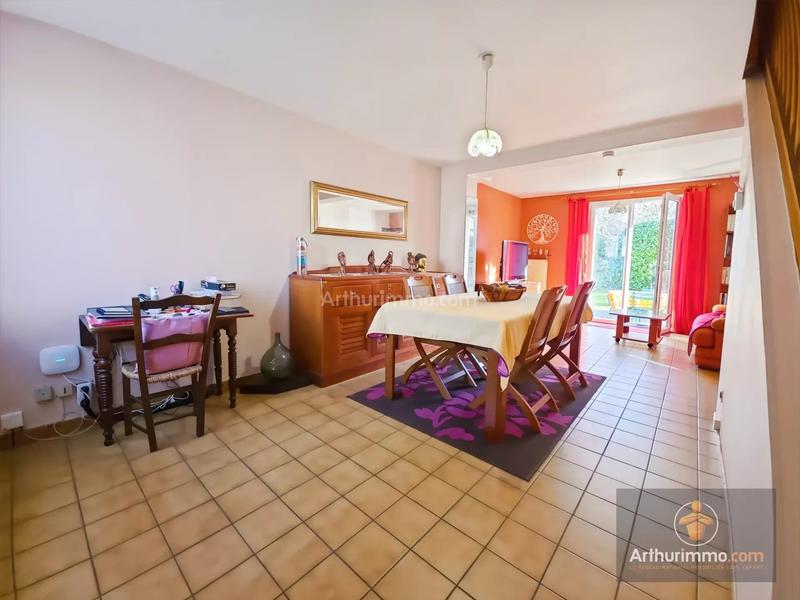 Maison - 81 m² - 5 pièces