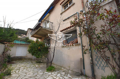 Maison ancienne - 206 m² - 7 pièces