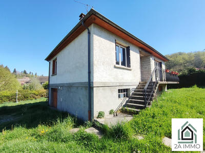 Maison - 98 m² - 5 pièces