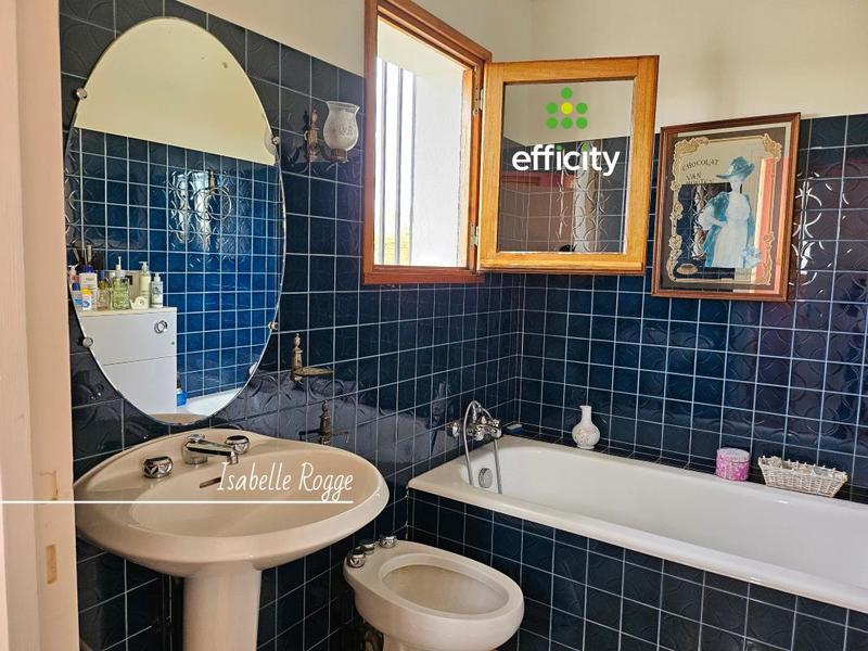 Maison - 161 m² - 6 pièces