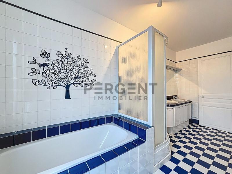 Appartement - 138 m² - 5 pièces