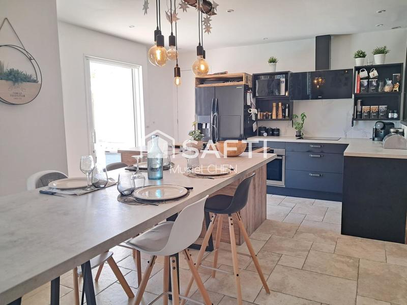 Maison - 121 m² - 5 pièces