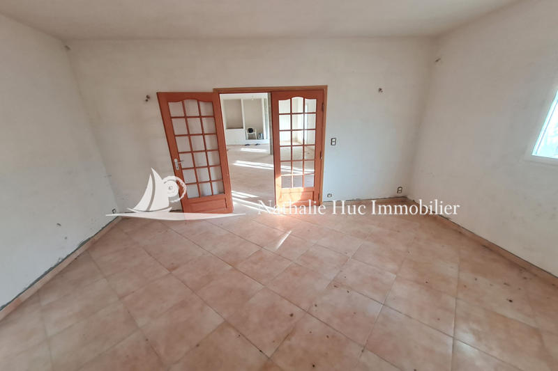 Maison - 300 m² - 9 pièces