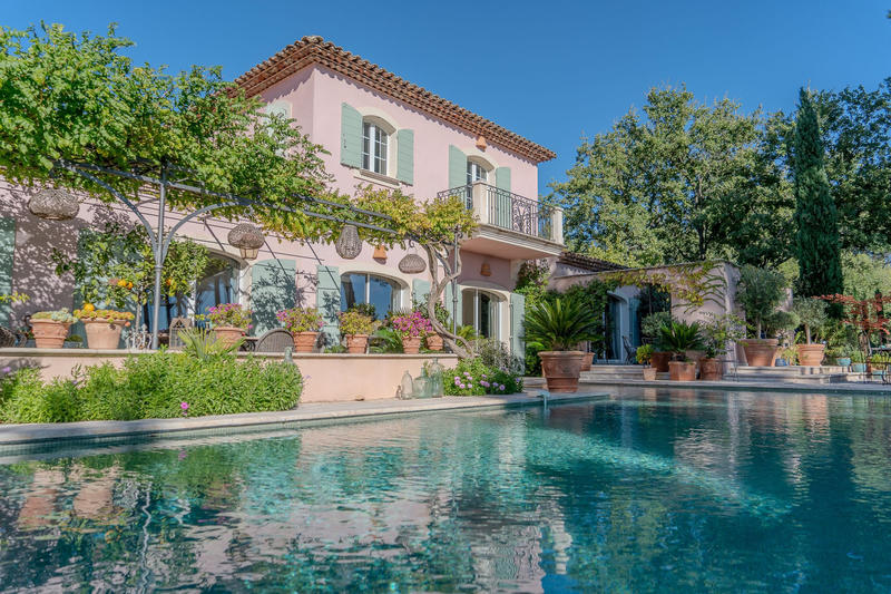 Bastide - 300 m² - 7 pièces