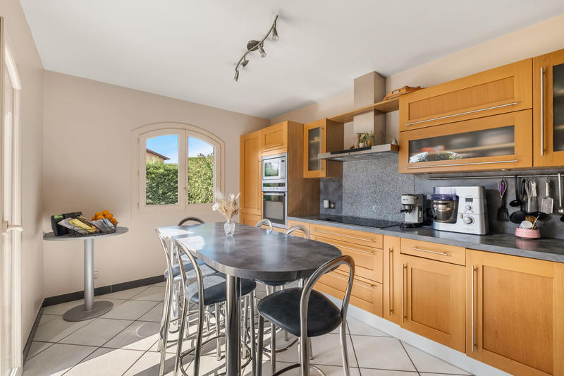 Maison - 157 m² - 6 pièces