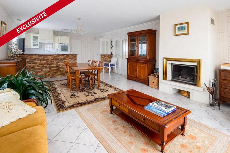 Maison traditionnelle - 148 m² - 5 pièces