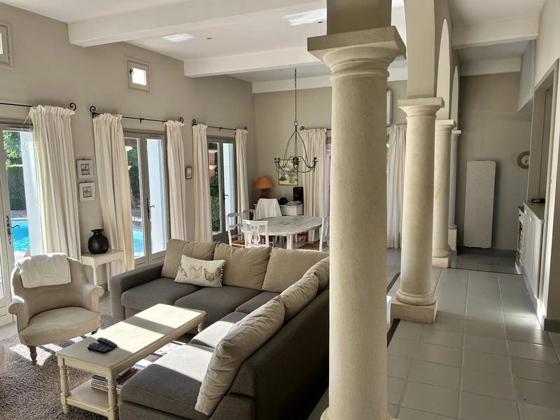 Maison - 137 m² - 4 pièces