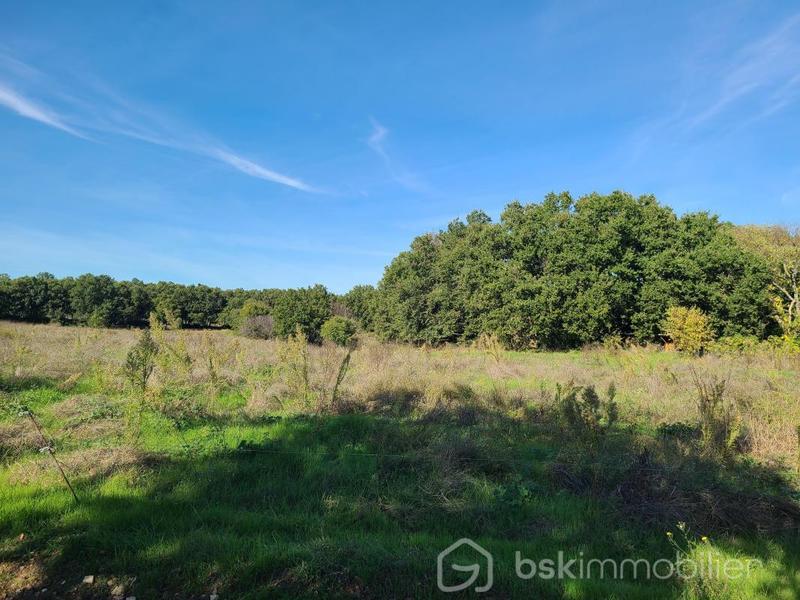 Terrain constructible - 940 m²