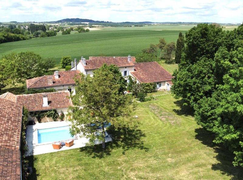 Manoir - 425 m² - 12 pièces