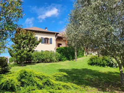 Villa - 196 m² - 7 pièces