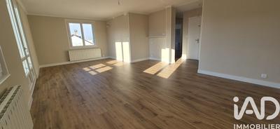Appartement - 90 m² - 5 pièces
