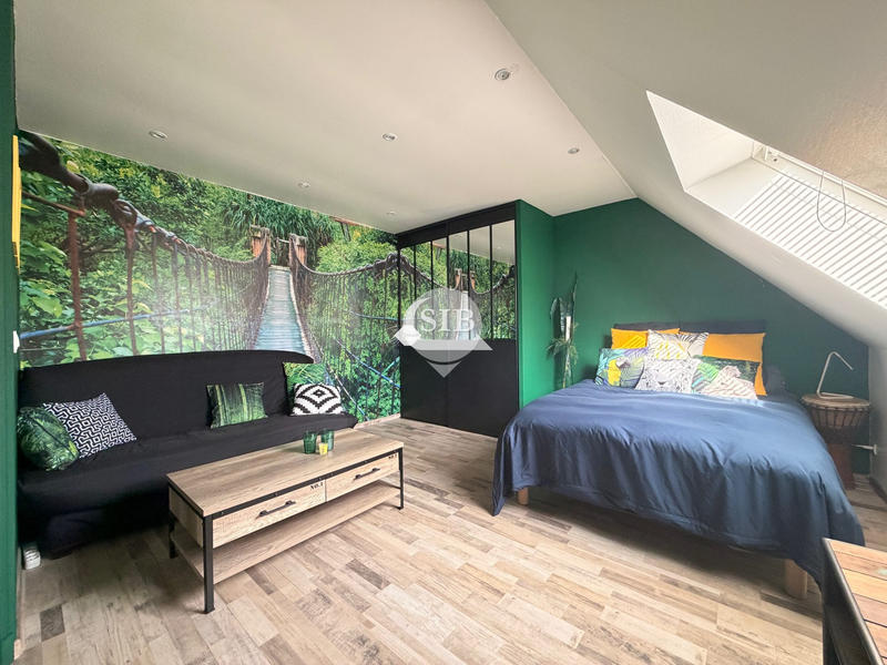 Maison traditionnelle - 163 m² - 6 pièces