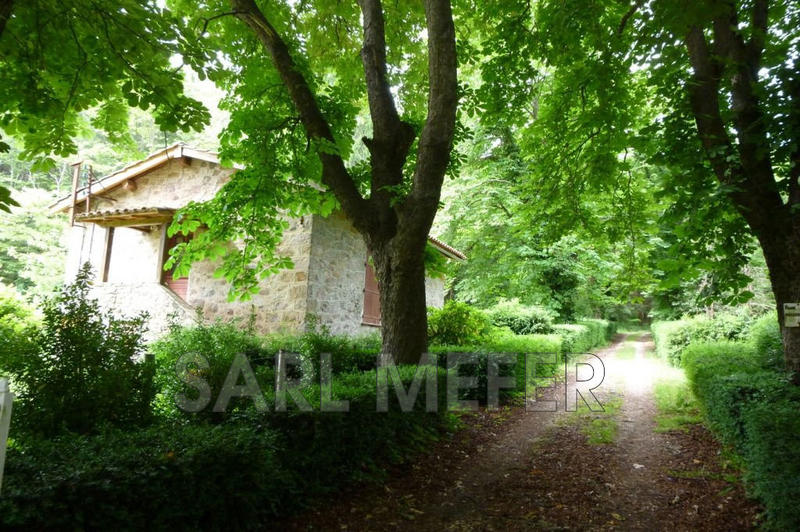 Maison - 490 m² - 19 pièces