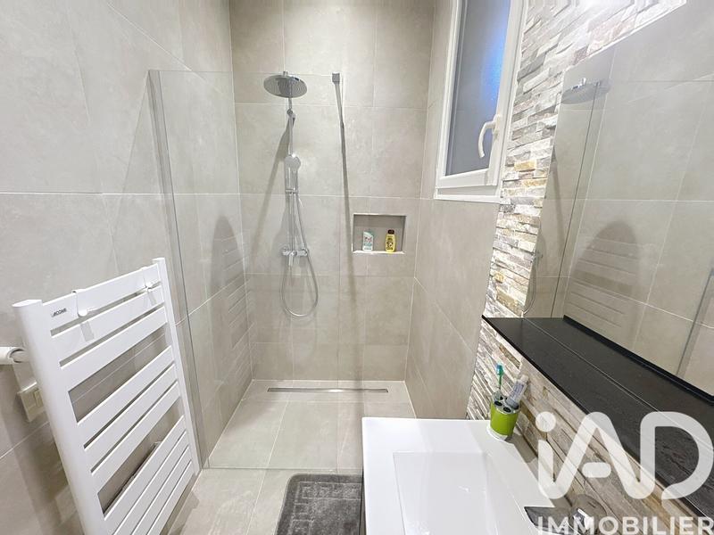 Maison - 101 m² - 4 pièces