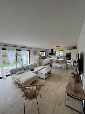 Maison - 89 m² - 4 pièces