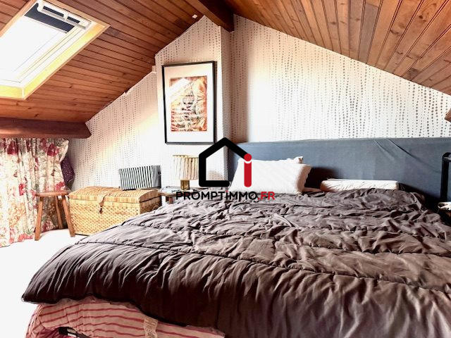 Maison - 90 m² - 6 pièces