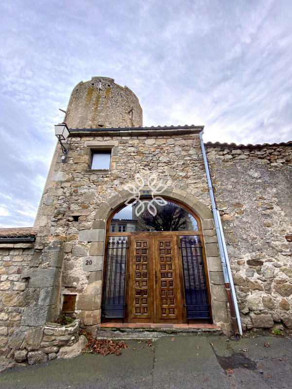 Maison de village - 200 m² - 6 pièces