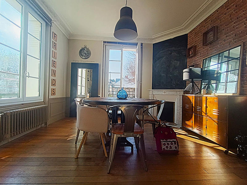 Maison - 110 m² - 6 pièces