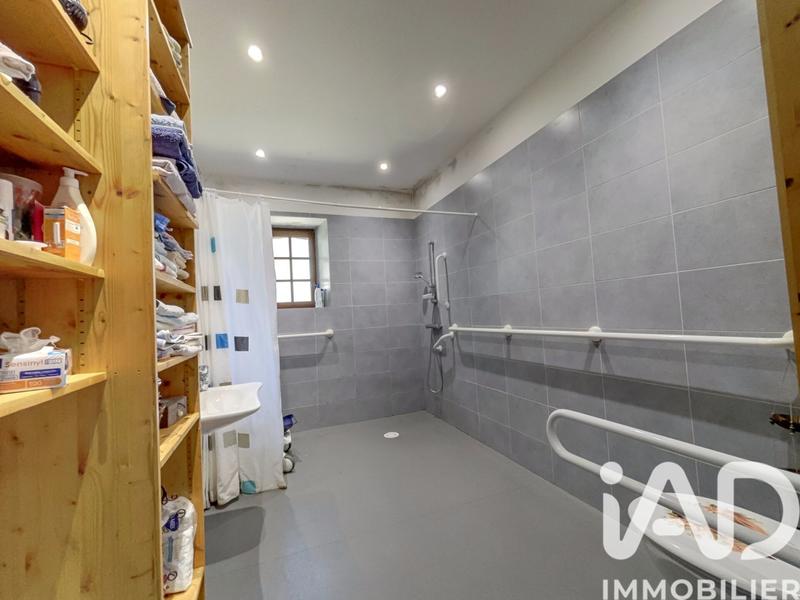 Maison - 564 m² - 13 pièces