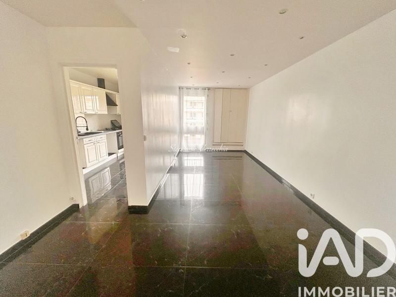 Appartement - 83 m² - 4 pièces