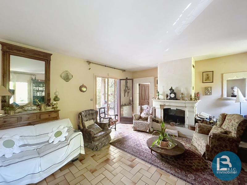 Maison contemporaine - 240 m² - 10 pièces