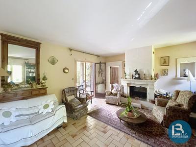 Maison contemporaine - 240 m² - 10 pièces