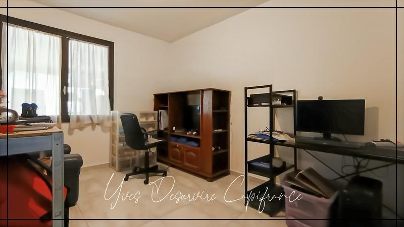 Maison - 102 m² - 4 pièces