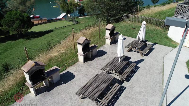 Immeuble - 3 600 m²