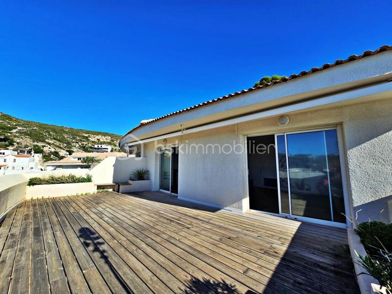 Appartement - 89 m² - 3 pièces