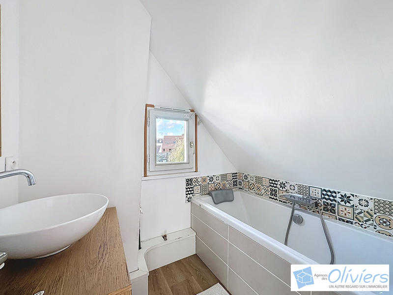 Maison - 114 m² - 6 pièces