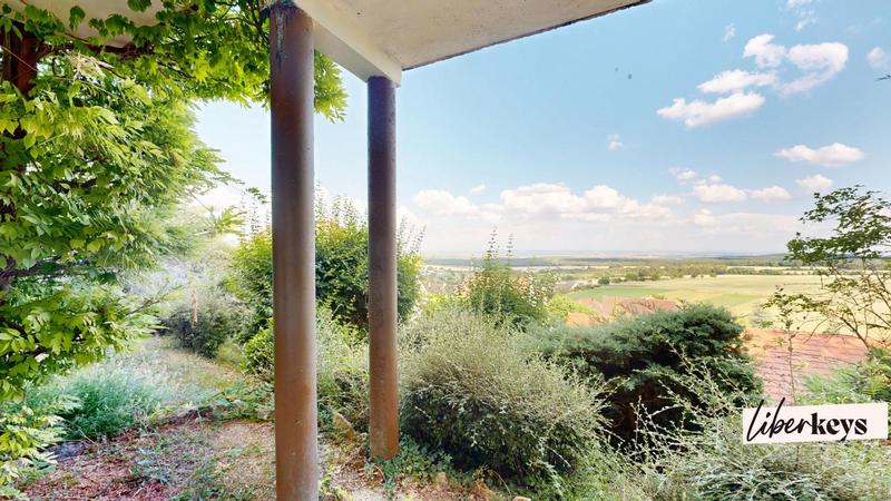 Maison - 101 m² - 5 pièces