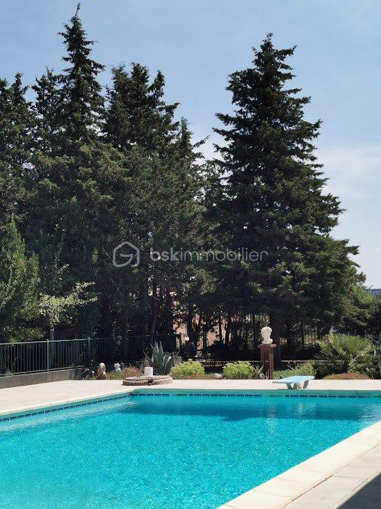 Villa - 230 m² - 6 pièces
