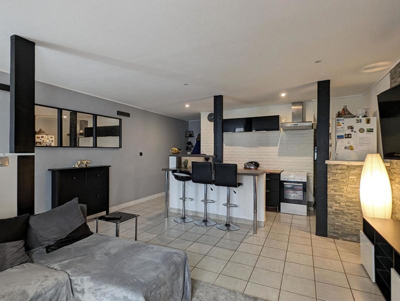 Maison de village - 85 m² - 4 pièces