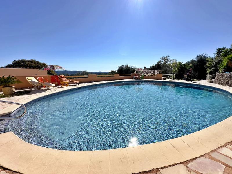 Maison - 192 m² - 8 pièces